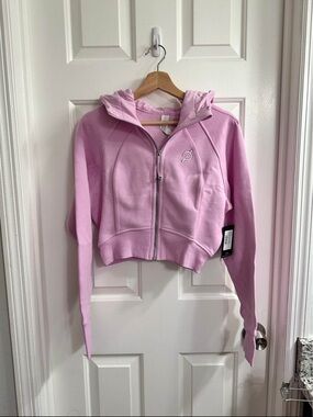 Lululemon x Peloton Scuba Full-Zip
Cropped Hoodie